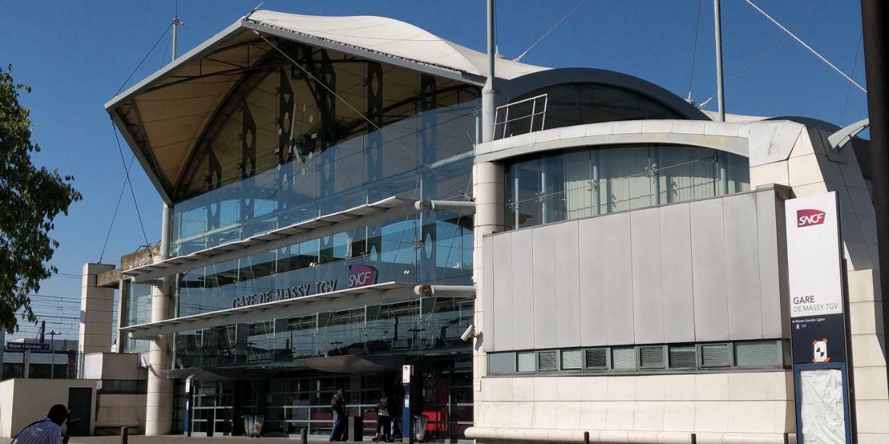شقة Les Cles Du Bonheur By Beds4Wanderlust, 47M2 Avec Terrasse Privative & Parking-Rer B Tgv 10Min-Orly 20Min ماسي المظهر الخارجي الصورة